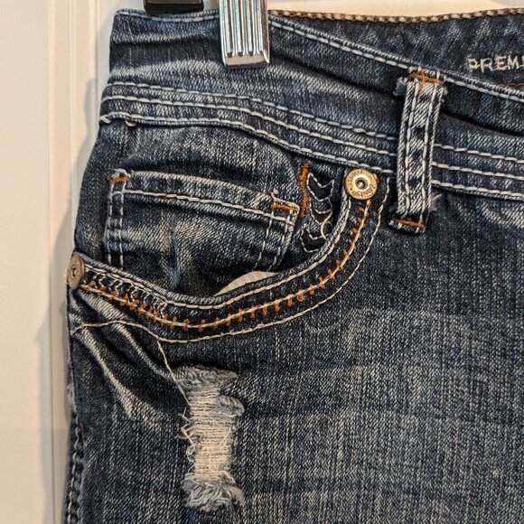 Vanity Premium Collection Curvy Jeans Cropped Capri Distressed Women's Size 28 - Picture 12 of 16